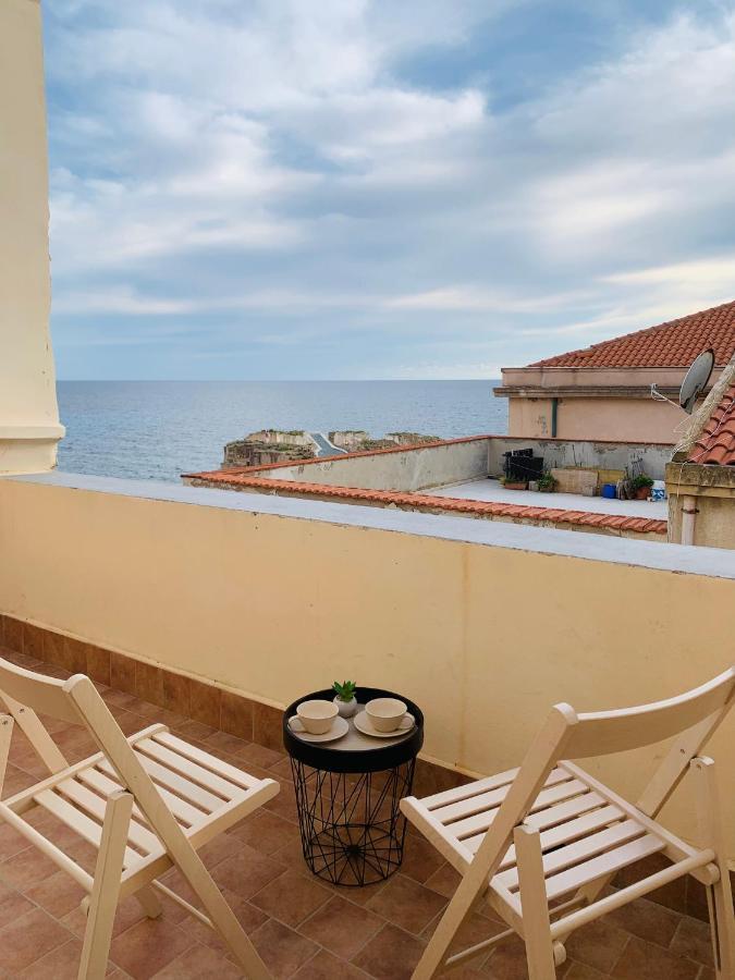 Wonderful Apartment In Old Альгеро Екстер'єр фото
