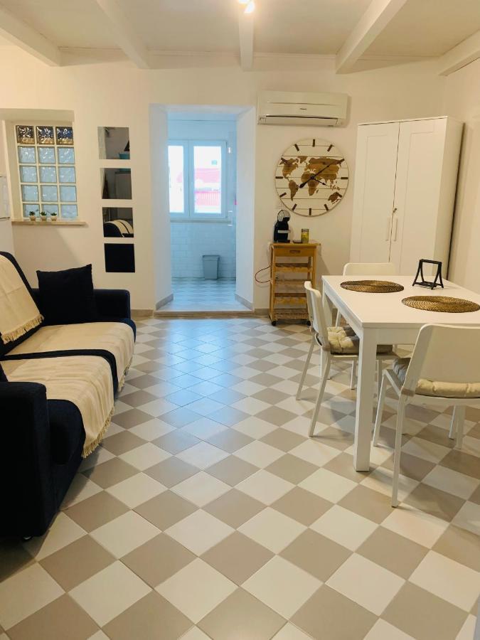 Wonderful Apartment In Old Альгеро Екстер'єр фото